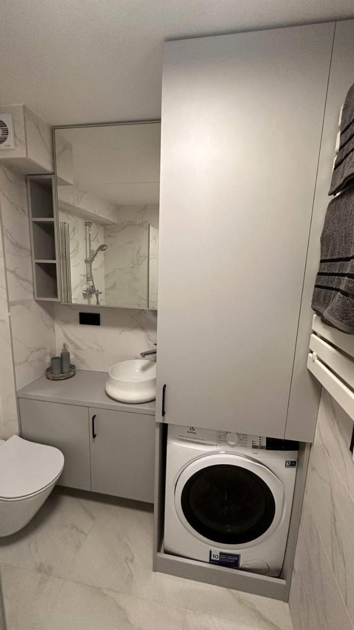 Sunny Loft 3 X 24x7 X Free Parking X Close To Old Town *
